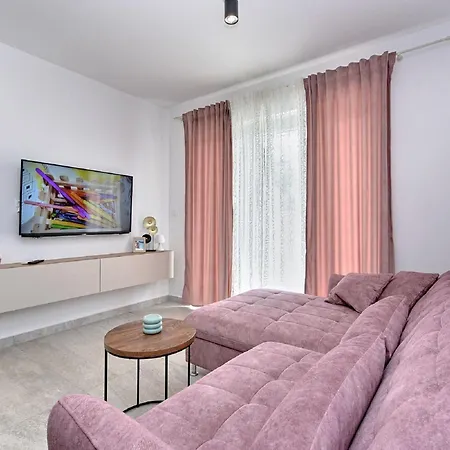 Villa Modern With Private Hydromassage Pool Vodnjan