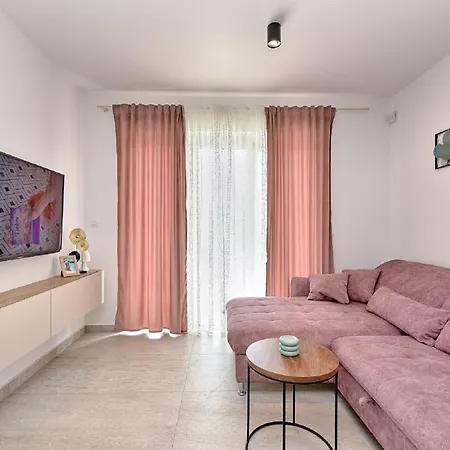 Villa Modern With Private Hydromassage Pool *