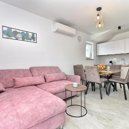 Modern With Private Hydromassage Pool