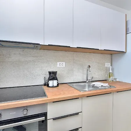 Modern With Private Hydromassage Pool Villa *