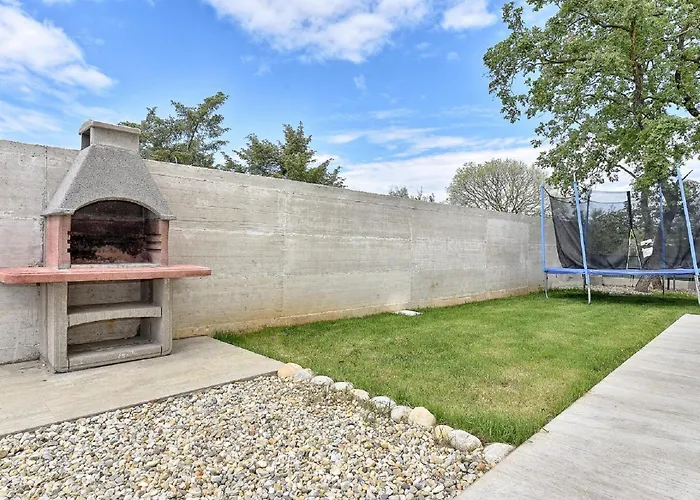 Modern With Private Hydromassage Pool