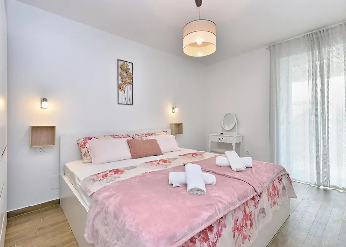 别墅 Modern With Private Hydromassage Pool