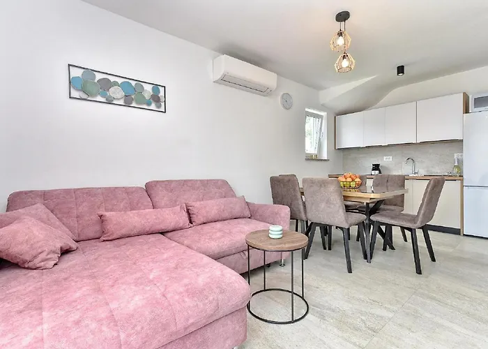 Modern With Private Hydromassage Pool