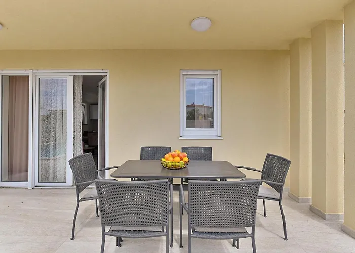 Modern With Private Hydromassage Pool